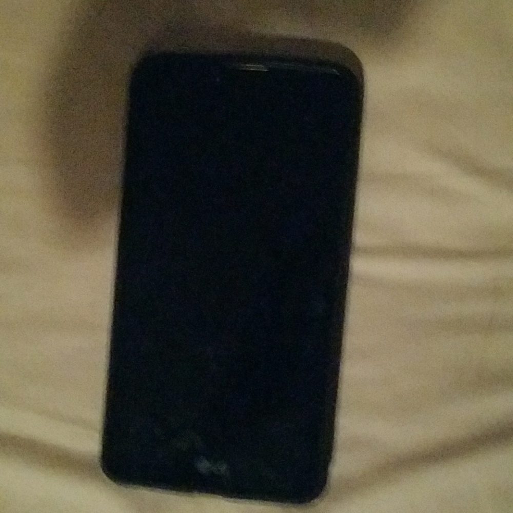 A LG Qhone